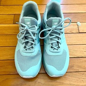 Men’s New Balance Sneakers